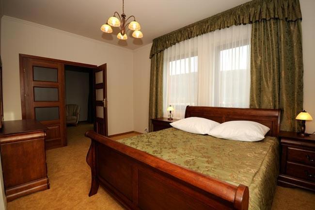 Hotel Salamandra Hoczew Εξωτερικό φωτογραφία