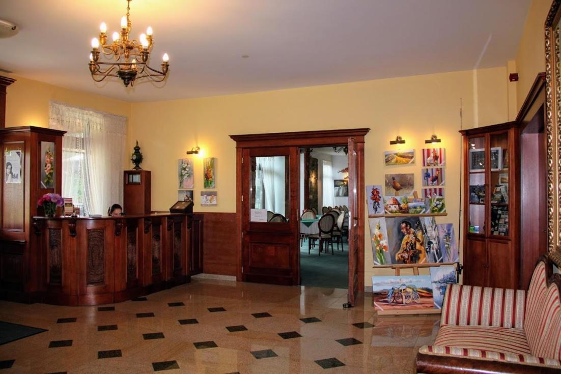 Hotel Salamandra Hoczew Εξωτερικό φωτογραφία